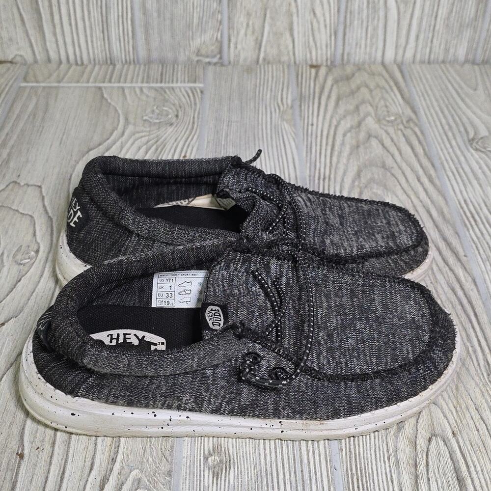 Hey Dude Wally Youth Black and White Sport Knit Slip On Loafers Kids Size YT1 - Picture 2 of 12